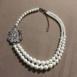 Pearl collar necklace - Nina Ricci Necklace